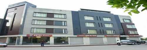 Hotel Gulnar ニューデリー エクステリア 写真