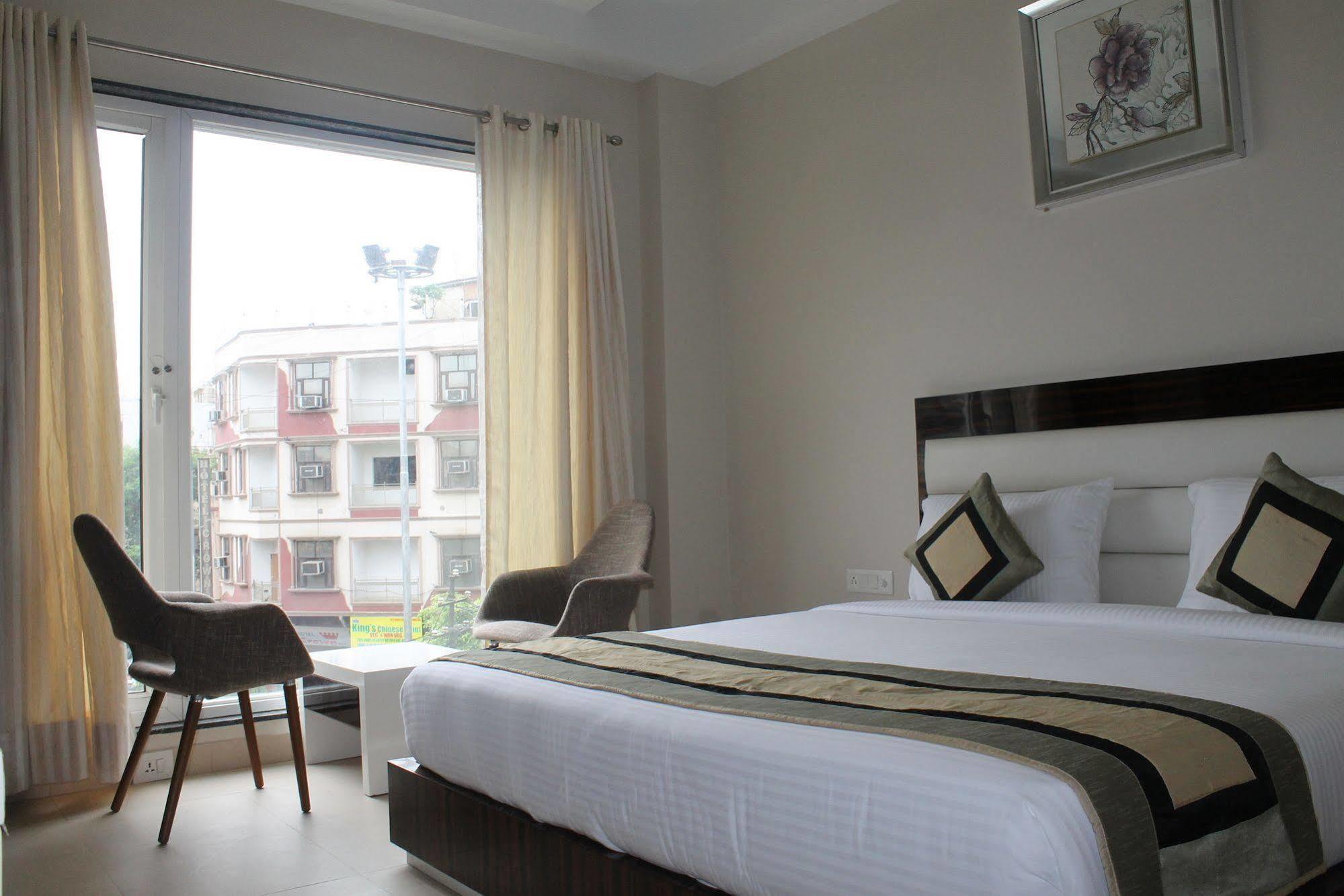 Hotel Gulnar ニューデリー 部屋 写真