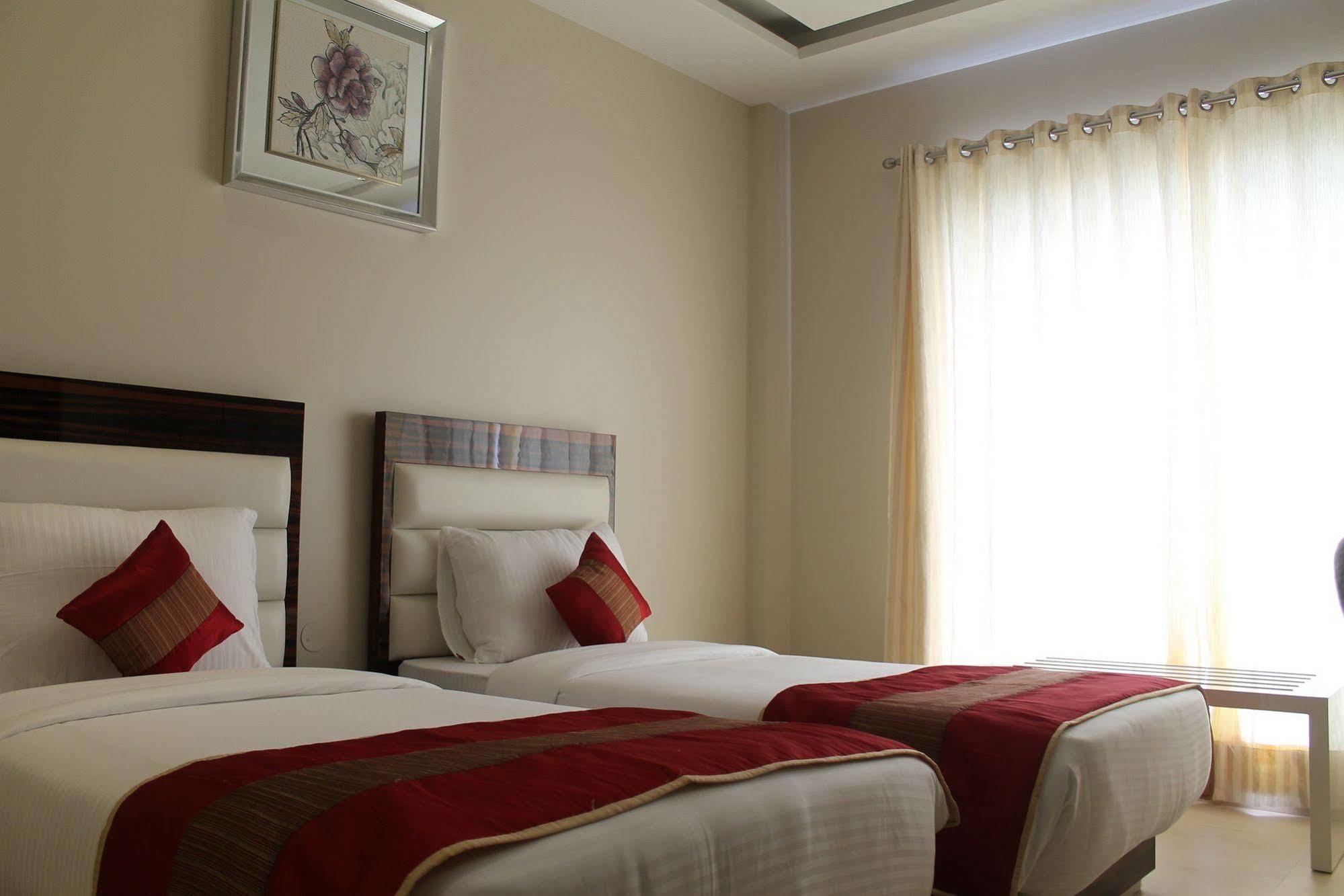 Hotel Gulnar ニューデリー 部屋 写真